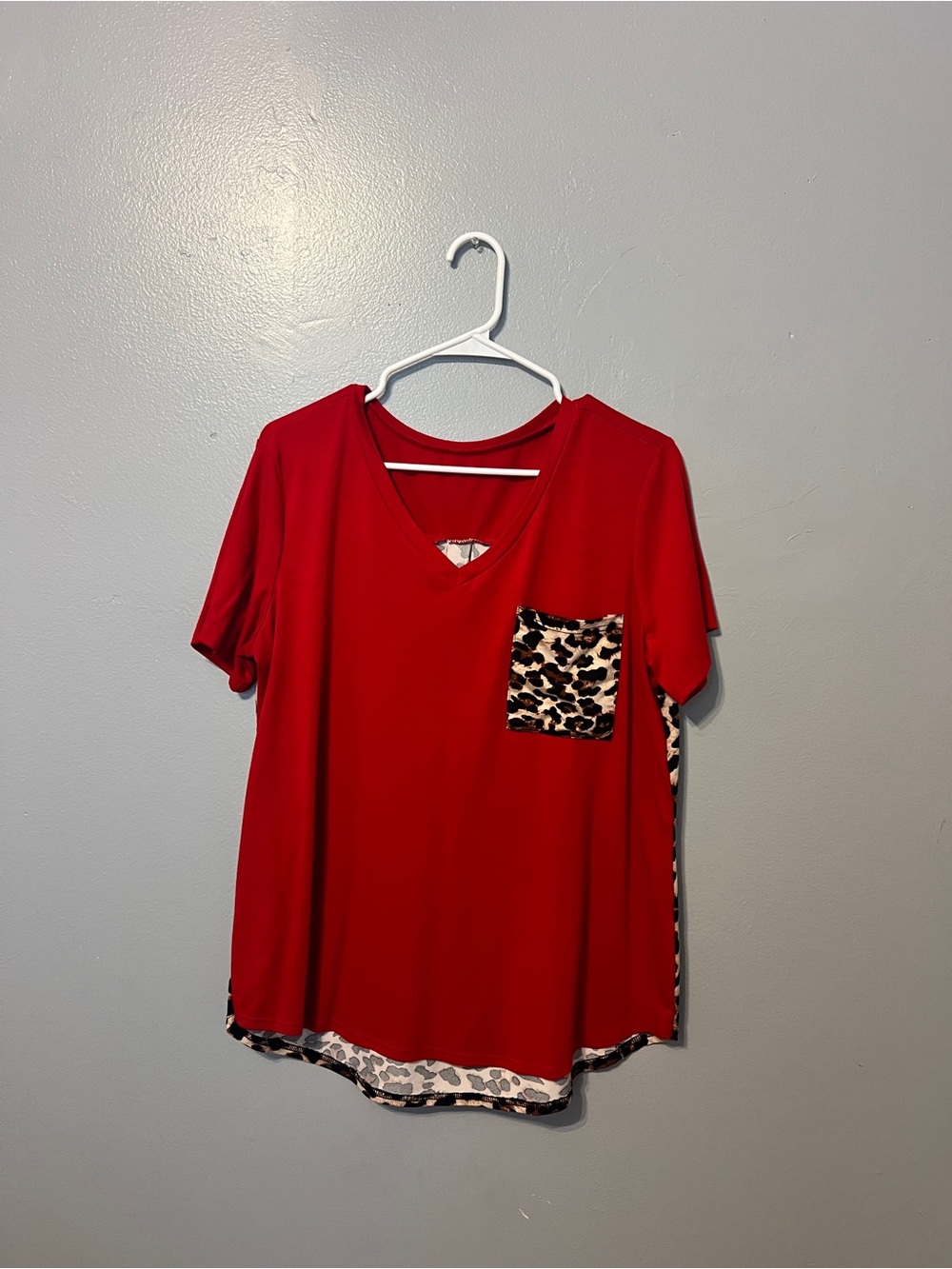Girls' Red Leopard Print Short Sleeve Top